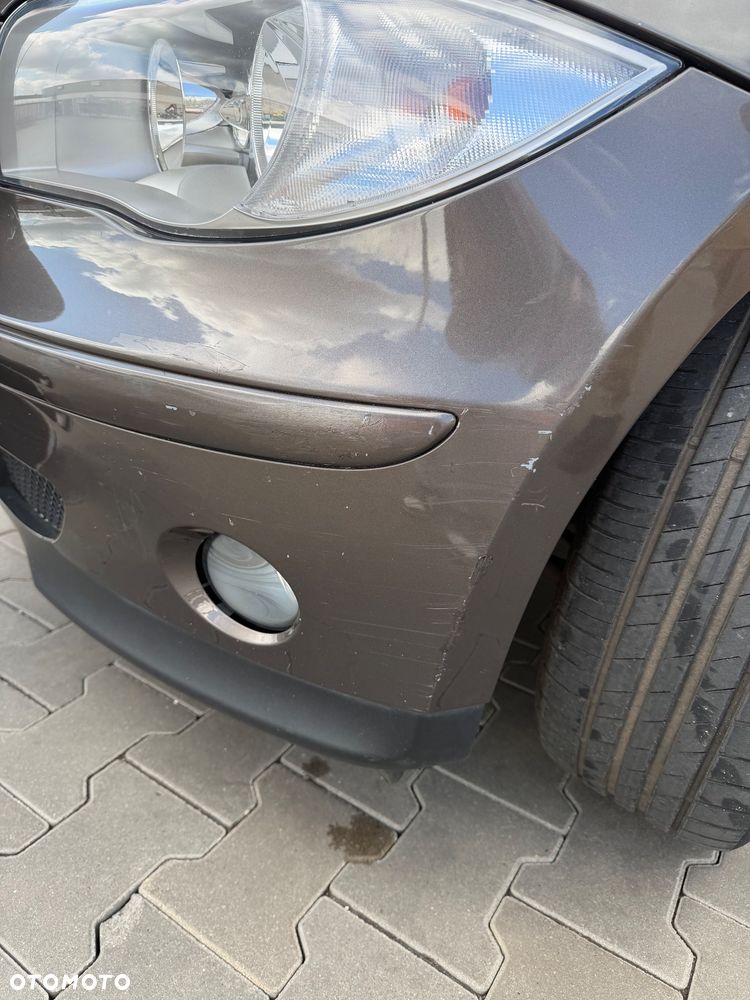 BMW Seria 1 120i - 24