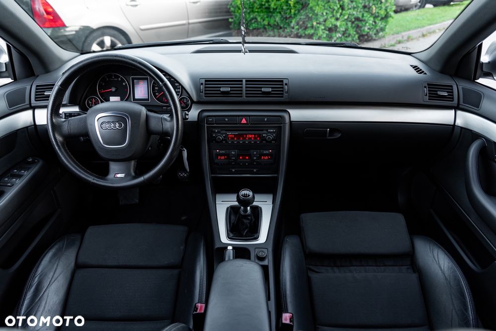 Audi A4 Avant 1.8T - 19