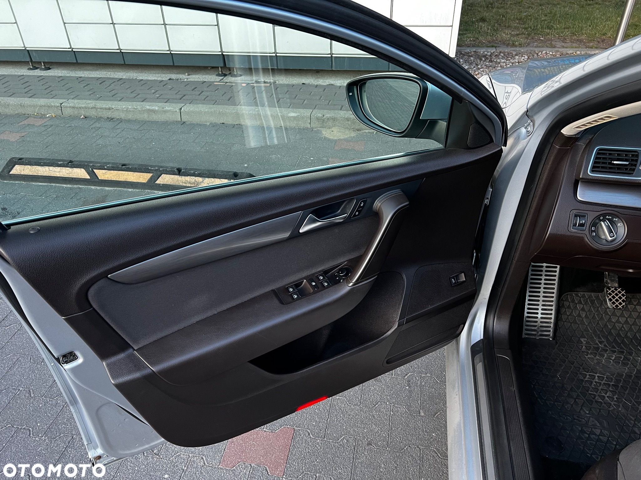 Volkswagen Passat 2.0 TDI DPF Comfortline - 15