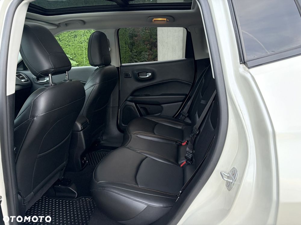 Jeep Compass - 11