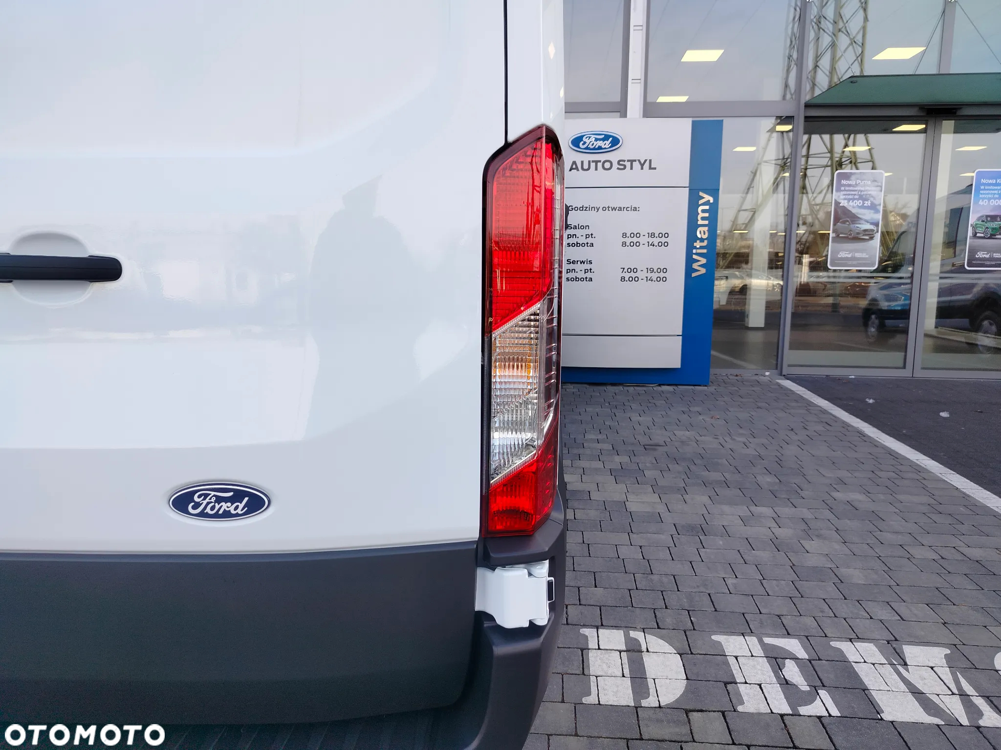 Ford Transit - 25