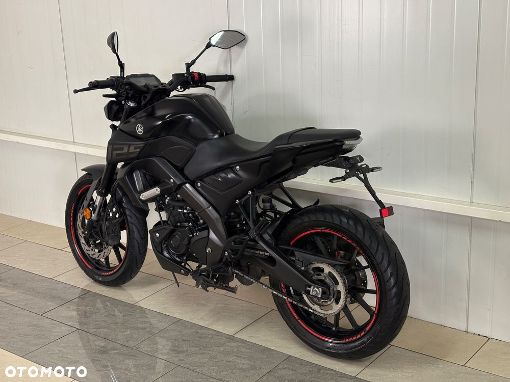Yamaha MT - 7