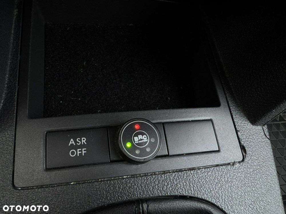 Volkswagen Caddy - 18