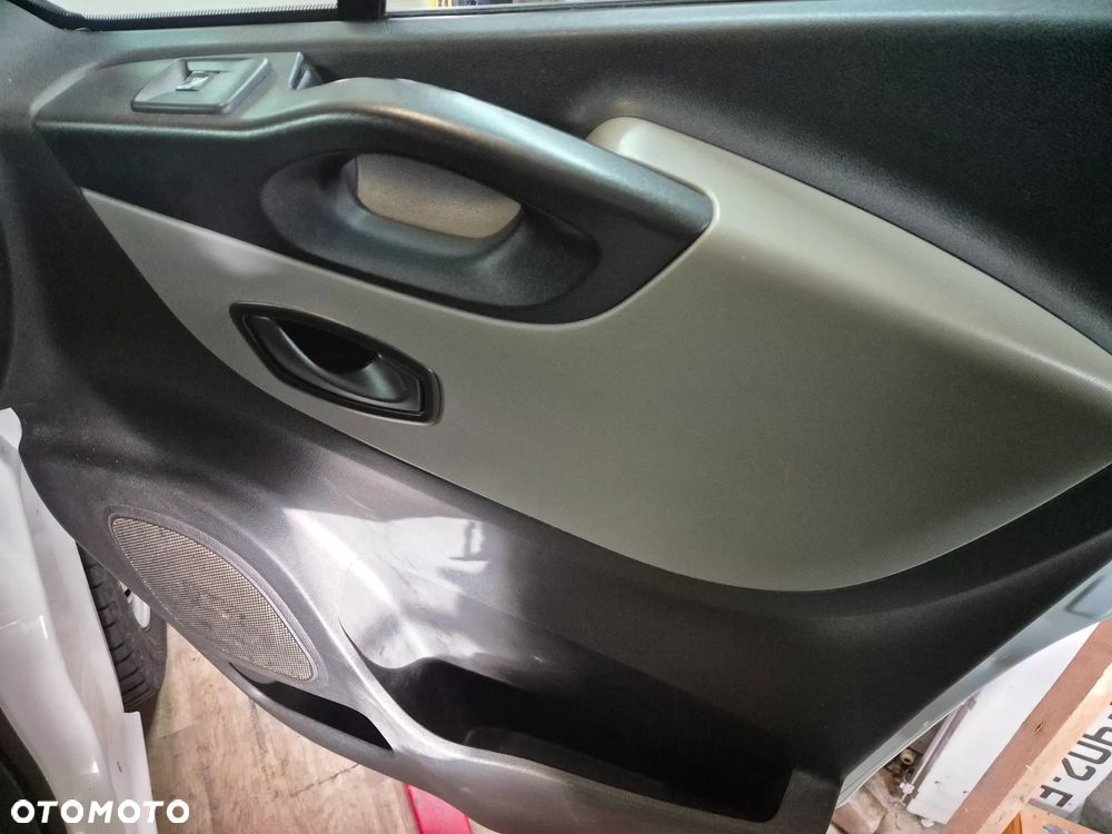 Renault Trafic ENERGY Combi Expression - 12
