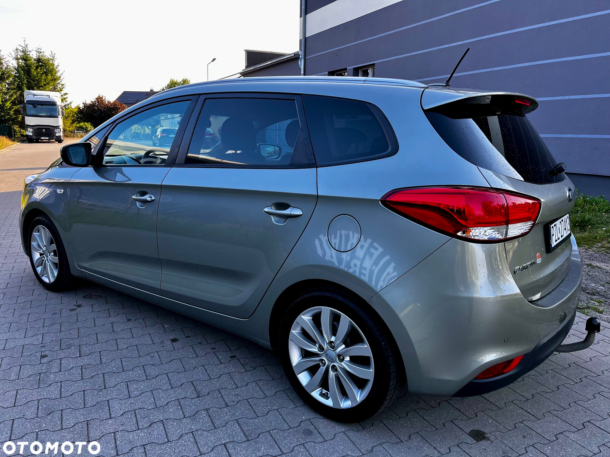Kia Carens 1.7 CRDi L - 5