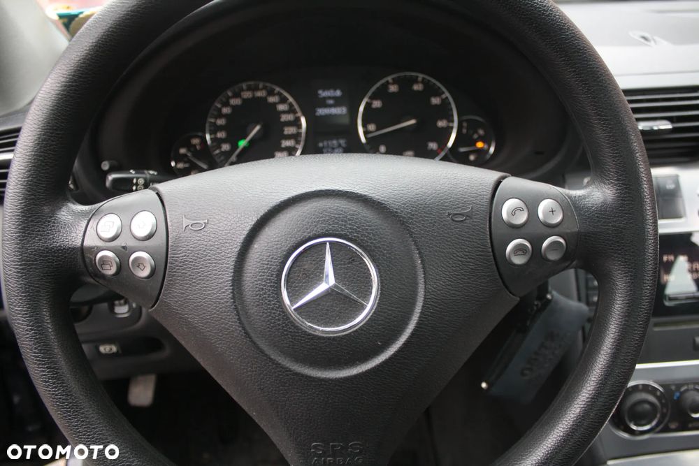 Mercedes-Benz Klasa C 160 Kompressor Sport Edition + - 22