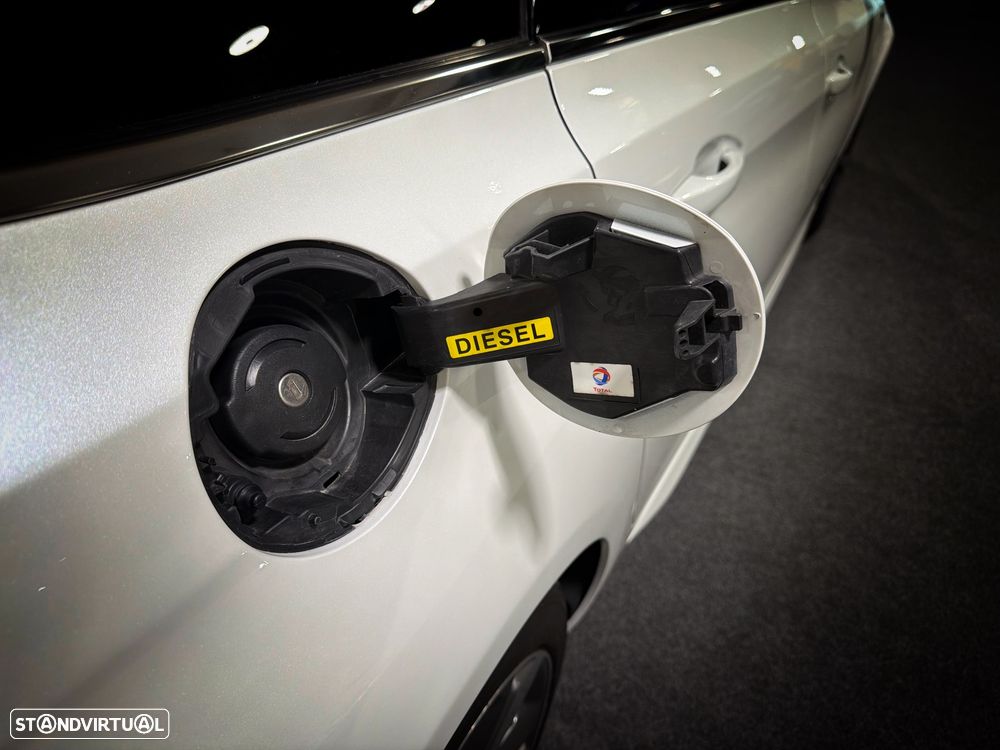 Peugeot 308 SW 1.6 BlueHDi GT Line - 38
