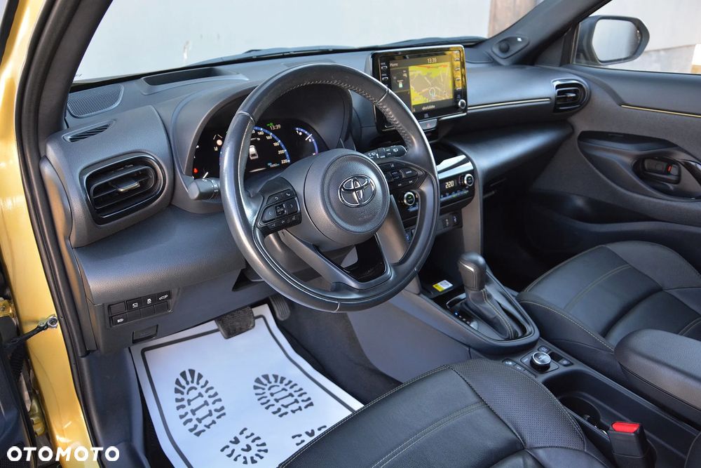 Toyota Yaris Cross - 10