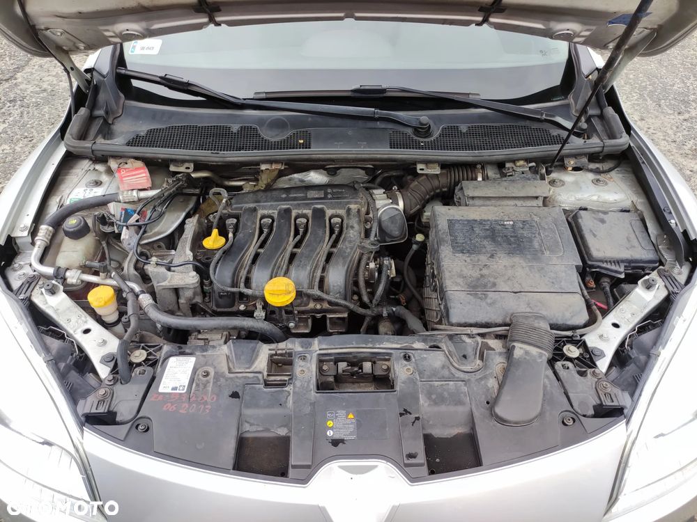 Renault Megane 1.6 16V 110 Expression - 14