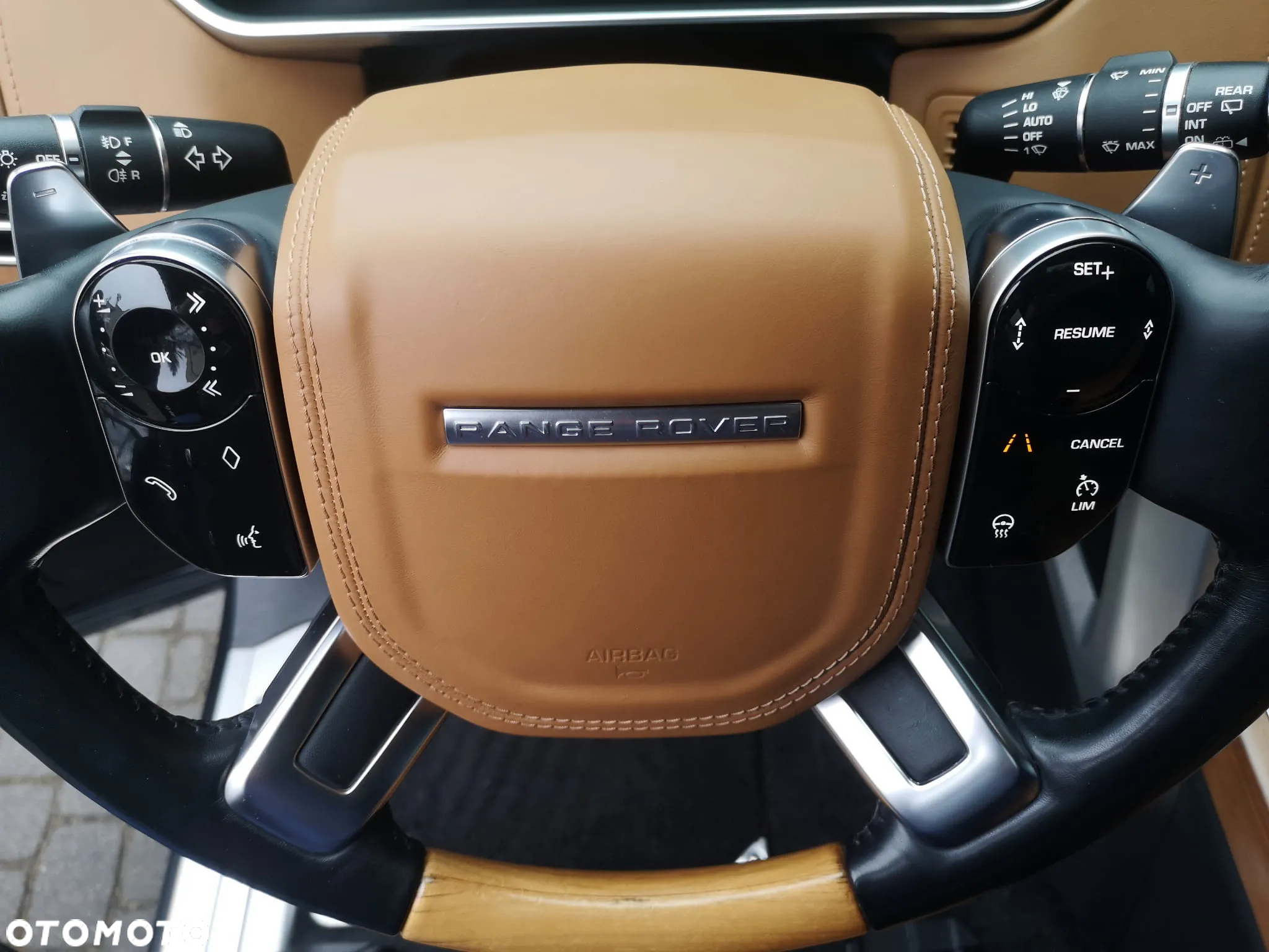 Land Rover Range Rover - 34