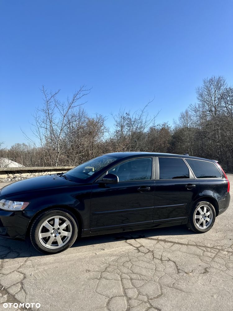 Volvo V50 D3 Kinetic - 2