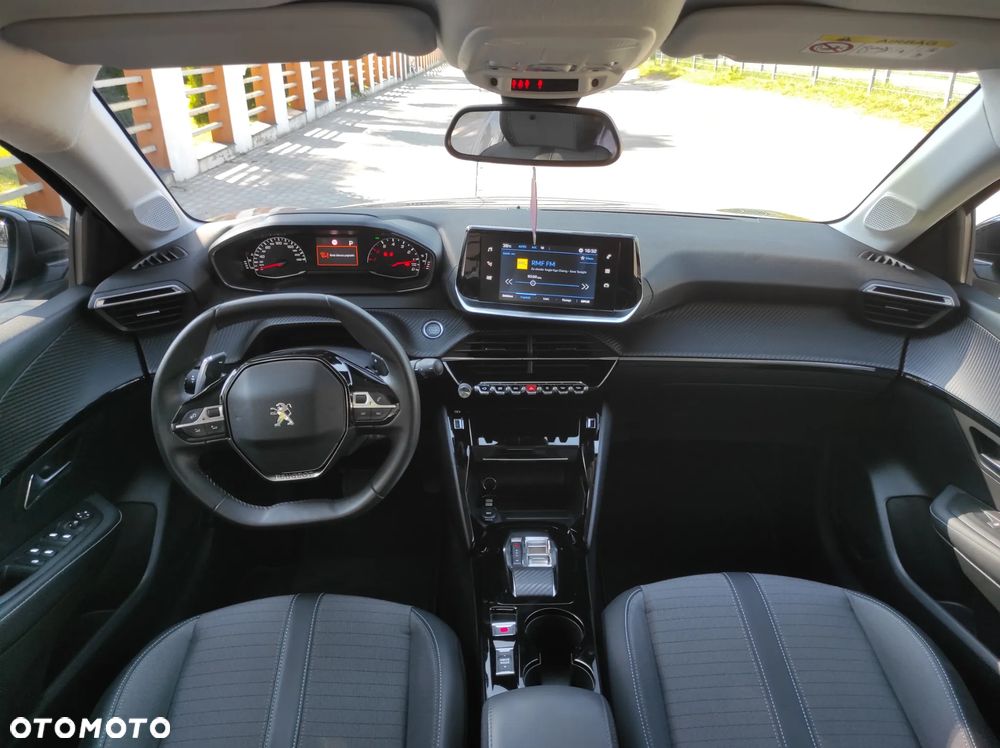 Peugeot 208 - 15