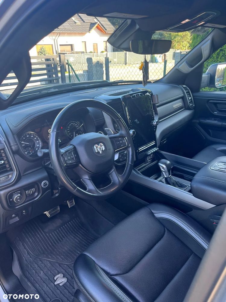Dodge RAM 1500 5.7 4x4 - 28