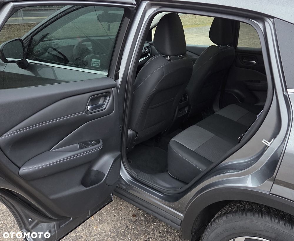 Nissan Qashqai 1.3 DIG-T MHEV N-Connecta Xtronic - 16