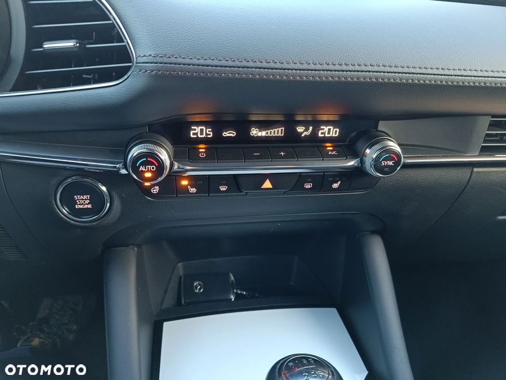 Mazda 3 e-SKYACTIV-X AWD 186 M HYBRID EXCLUSIVE-LINE - 17