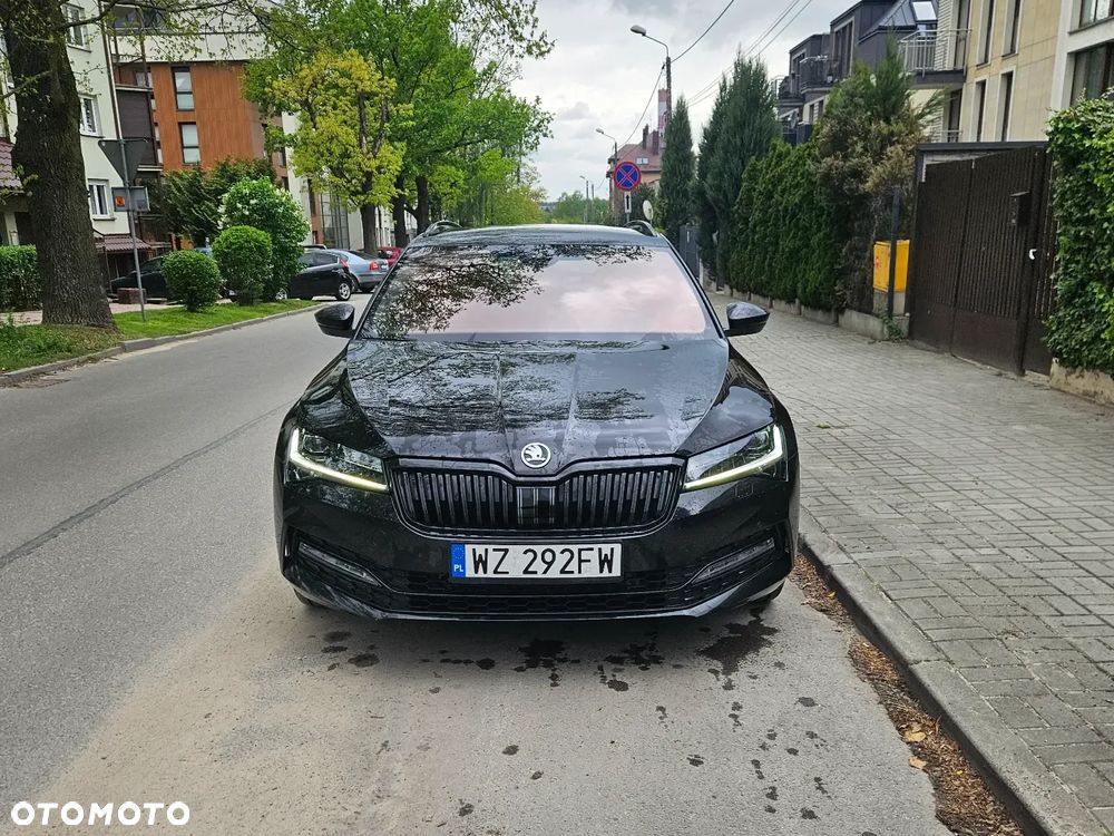 Skoda Superb 2.0 TDI SCR 4x4 Sportline DSG - 8