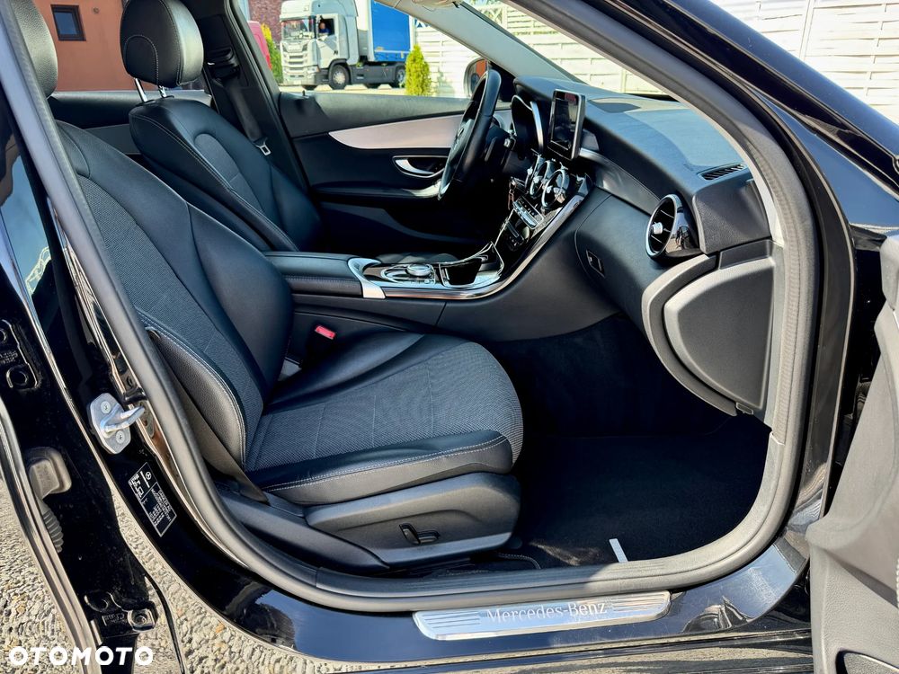 Mercedes-Benz Klasa C 180 7G-TRONIC - 5