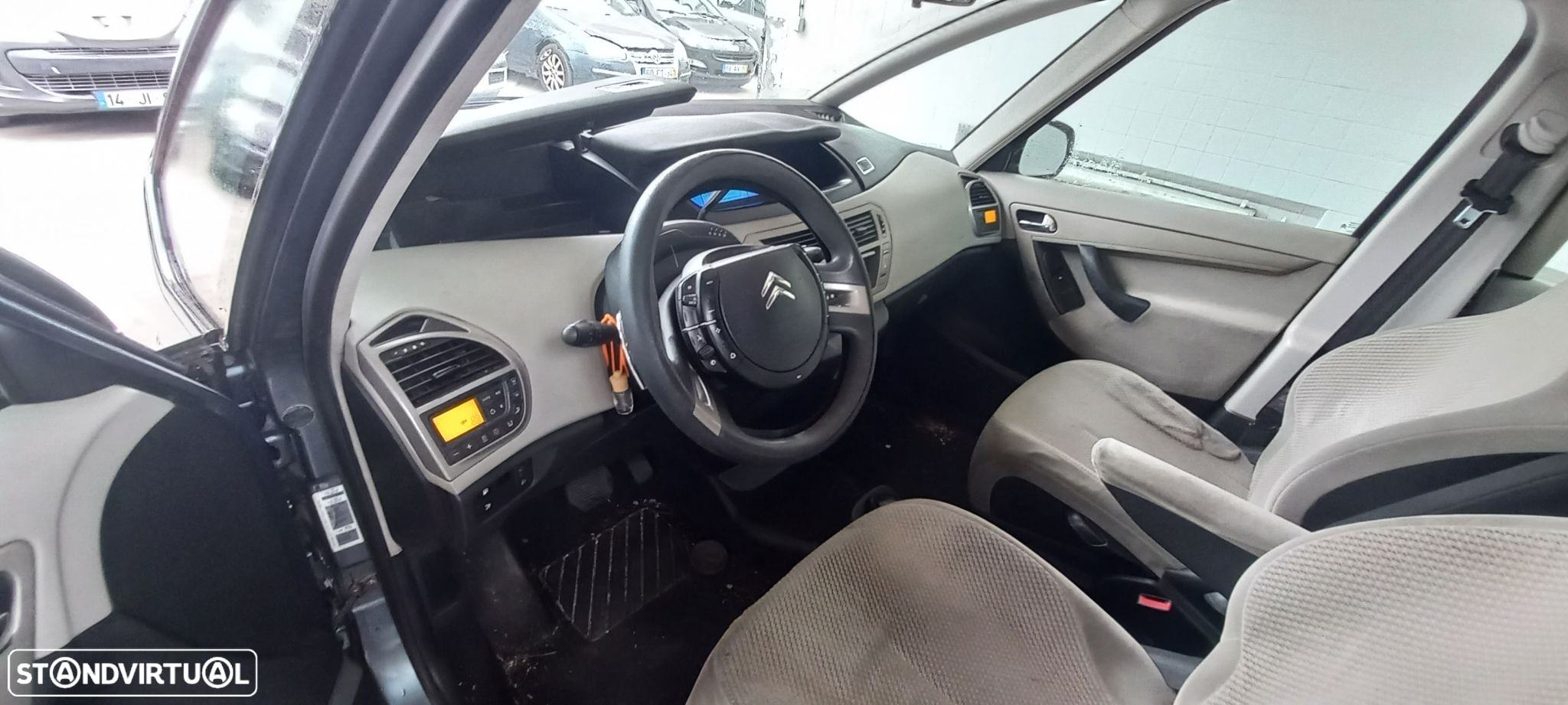 Citroën C4 Picasso 1.6 HDi Confort - 4