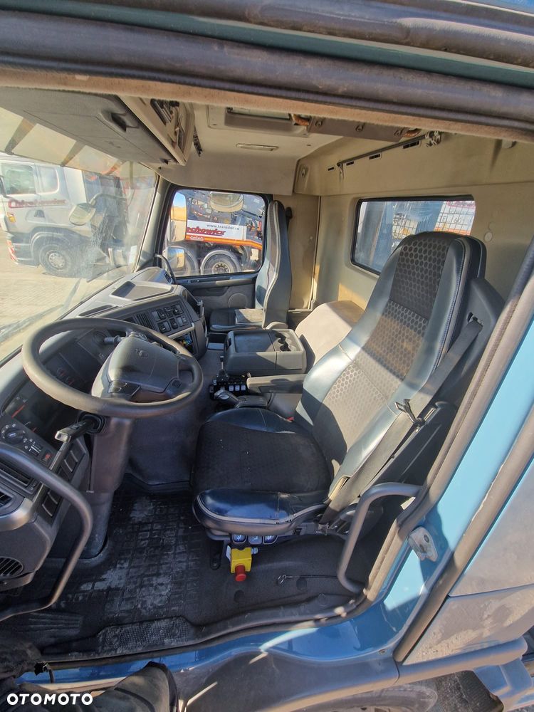 Volvo FM-4X2R - 16