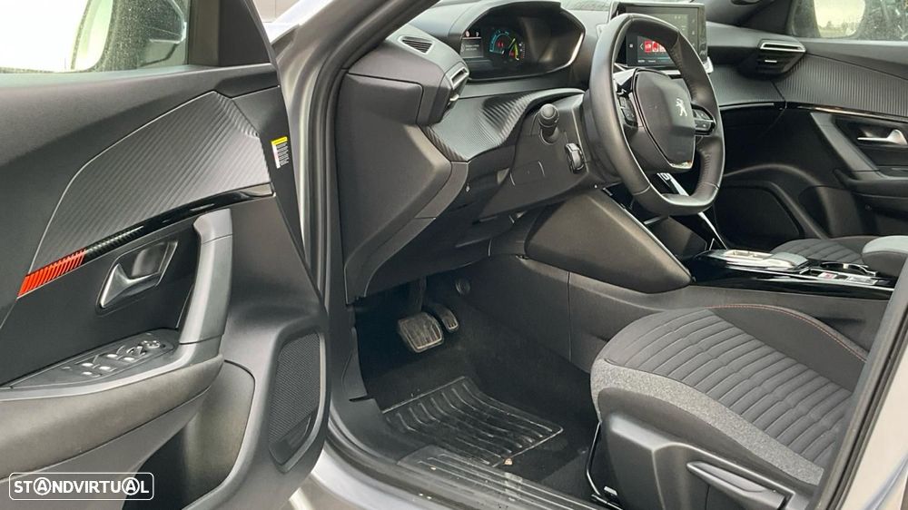 Peugeot e-2008 50 kWh Active Pack - 8