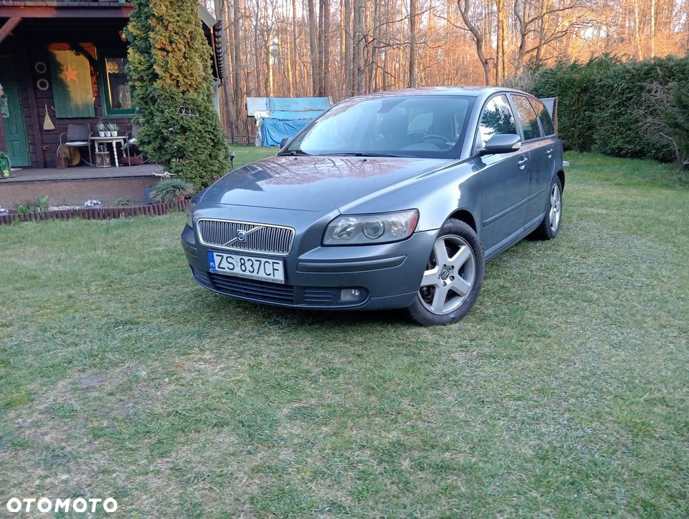 Volvo V50 2.4D5 - 1