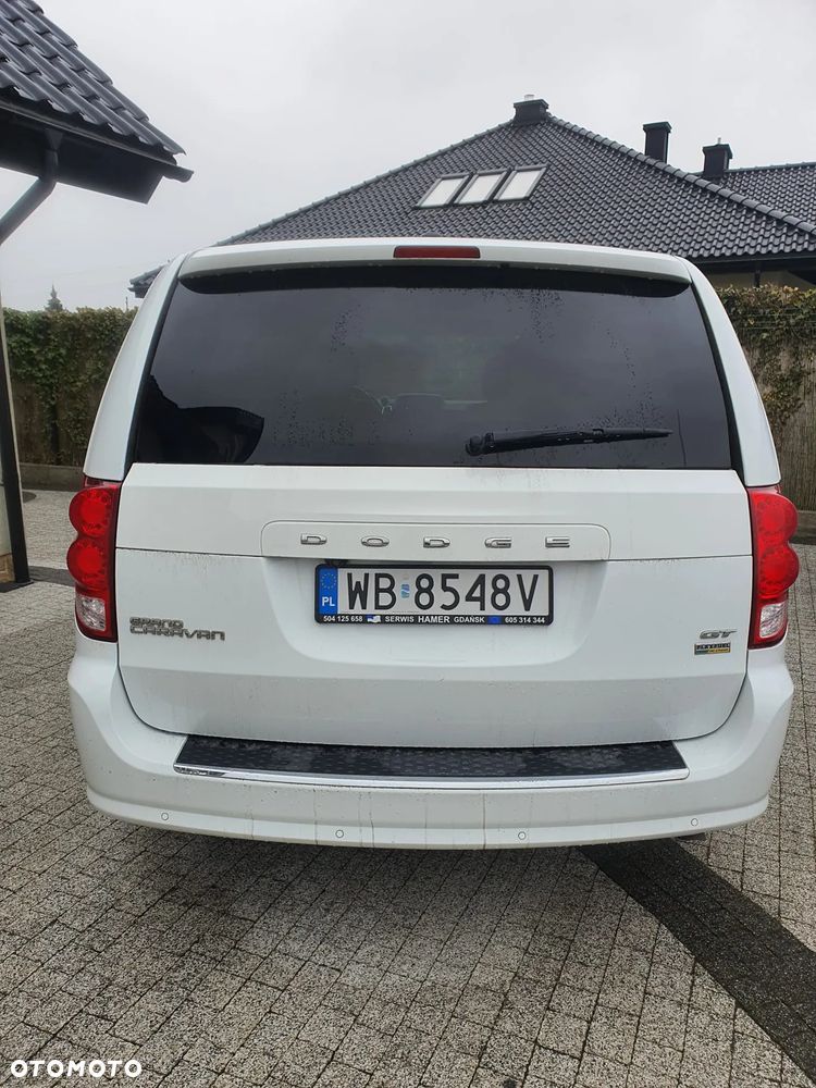 Dodge Grand Caravan - 5
