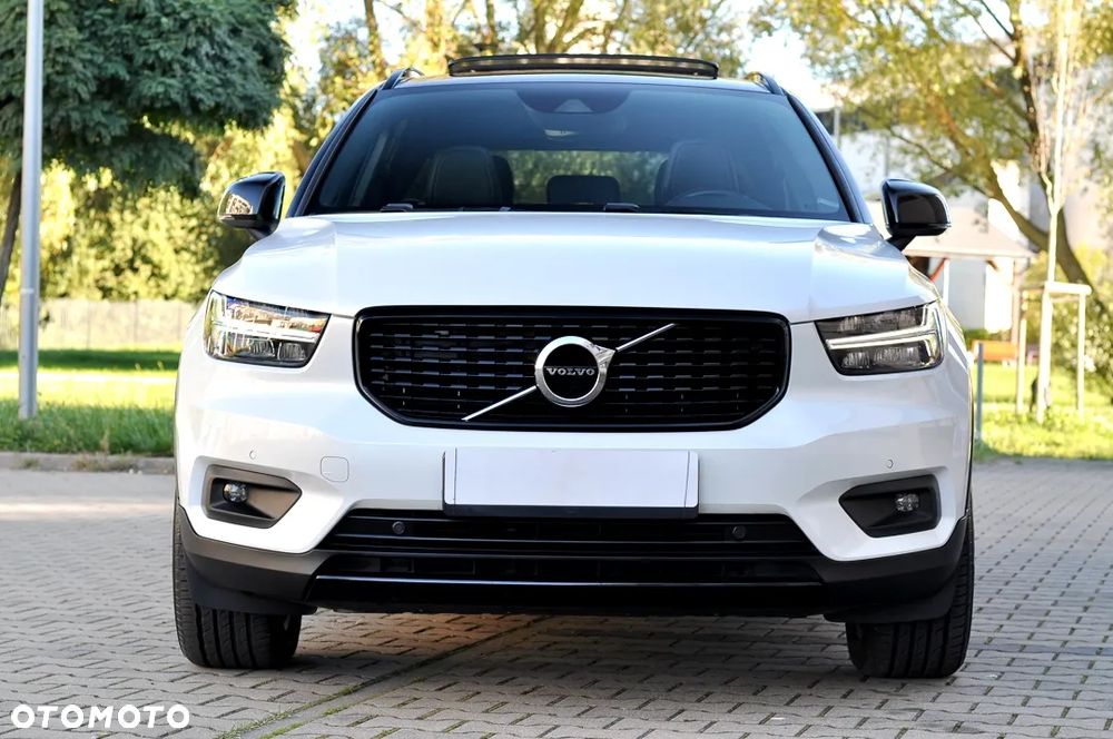 Volvo XC 40 T3 Geartronic RDesign - 12