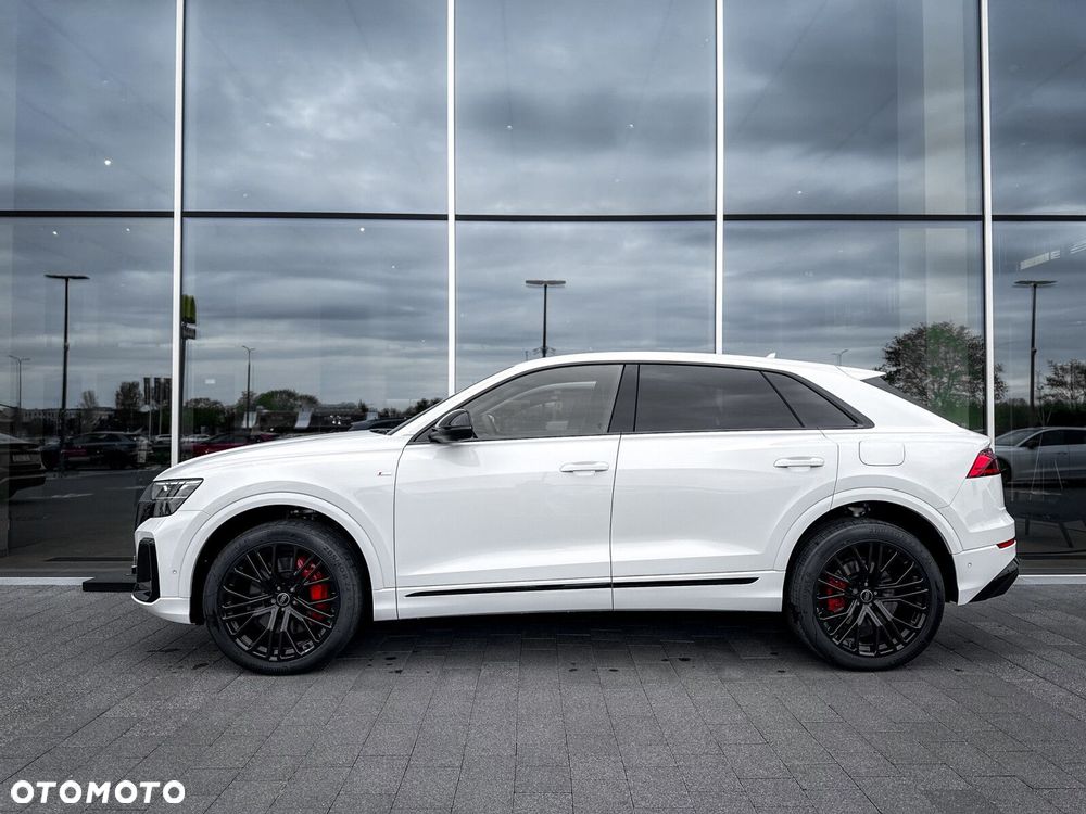 Audi Q8 - 4