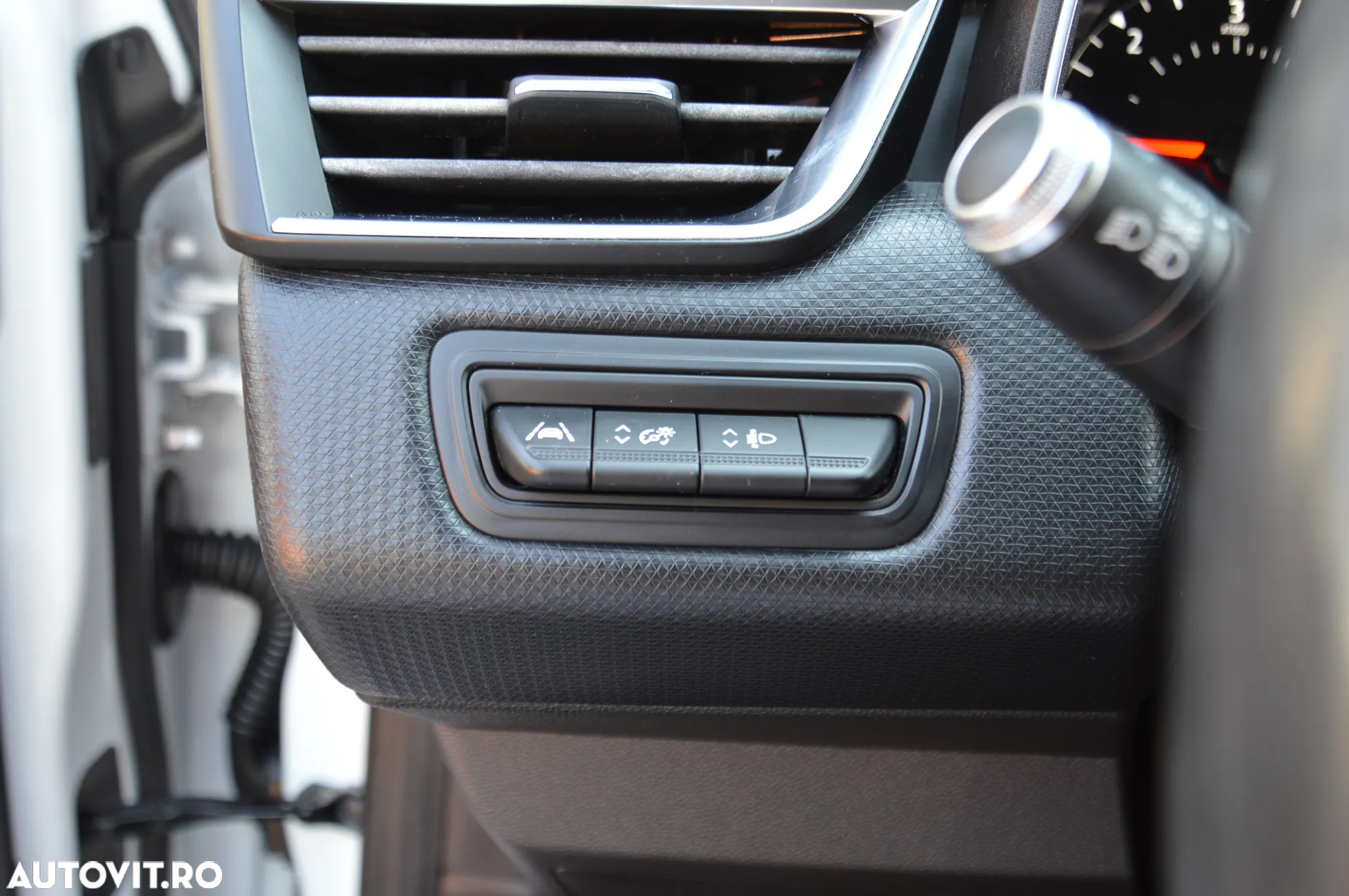 Renault Clio BLUE dCi 115 BUSINESS EDITION - 26