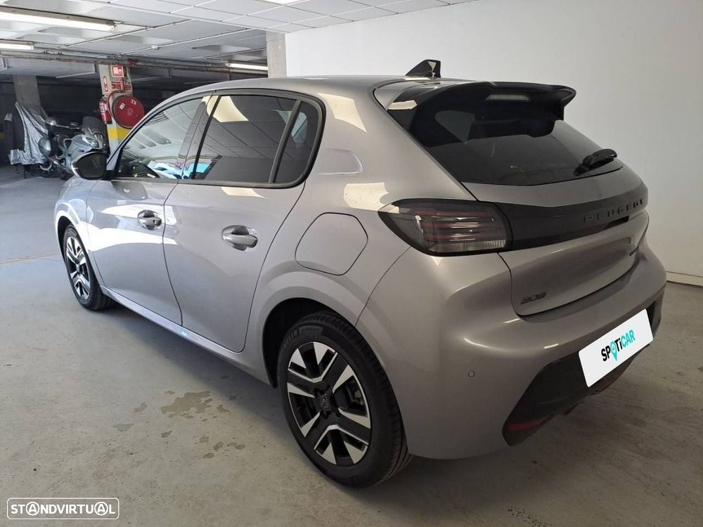 Peugeot 208 1.2 PureTech Allure EAT8 - 5