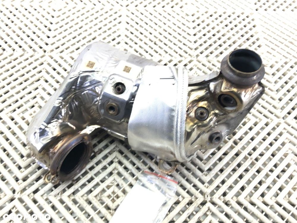 KATALIZATOR  DACIA DUSTER (HM_) 2017 - 2022 1.0 TCe 90 67 kW [91 KM] benzyna 2021 - 2022 208A05597R - 1