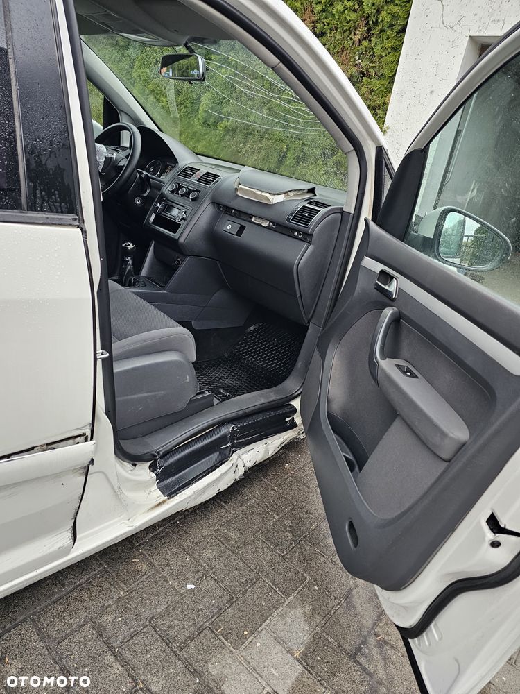 Volkswagen Touran 1.6 TDI DPF Life - 6