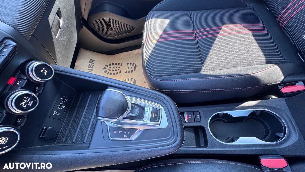 Renault Captur E-TECH 160 R.S. LINE - 19