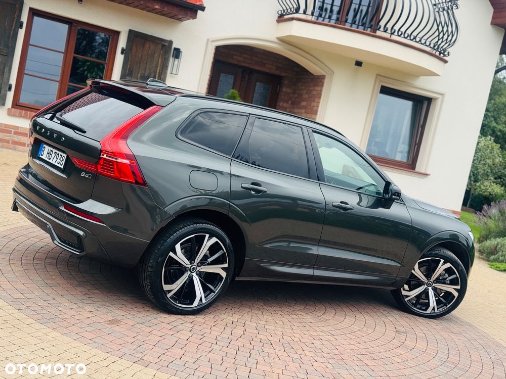 Volvo XC 60 B4 D AWD Geartronic RDesign - 29