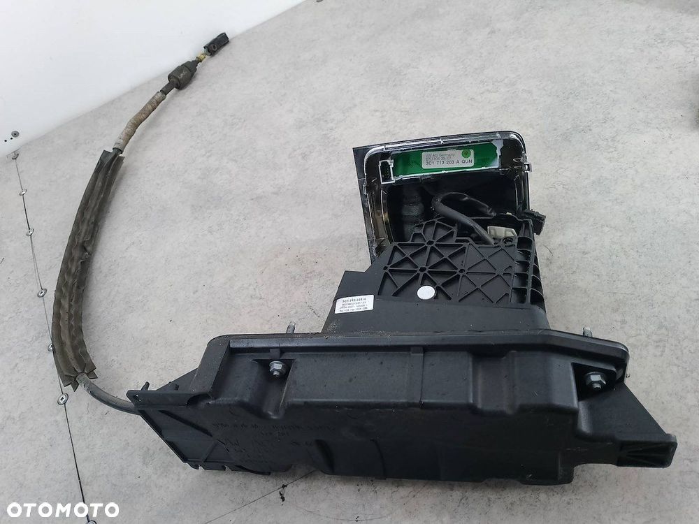 LEWAREK ZMIANY BIEGÓW  PASSAT B6 3C0713265C 3C1713025H 3C1713203A 1K0972353 - 6