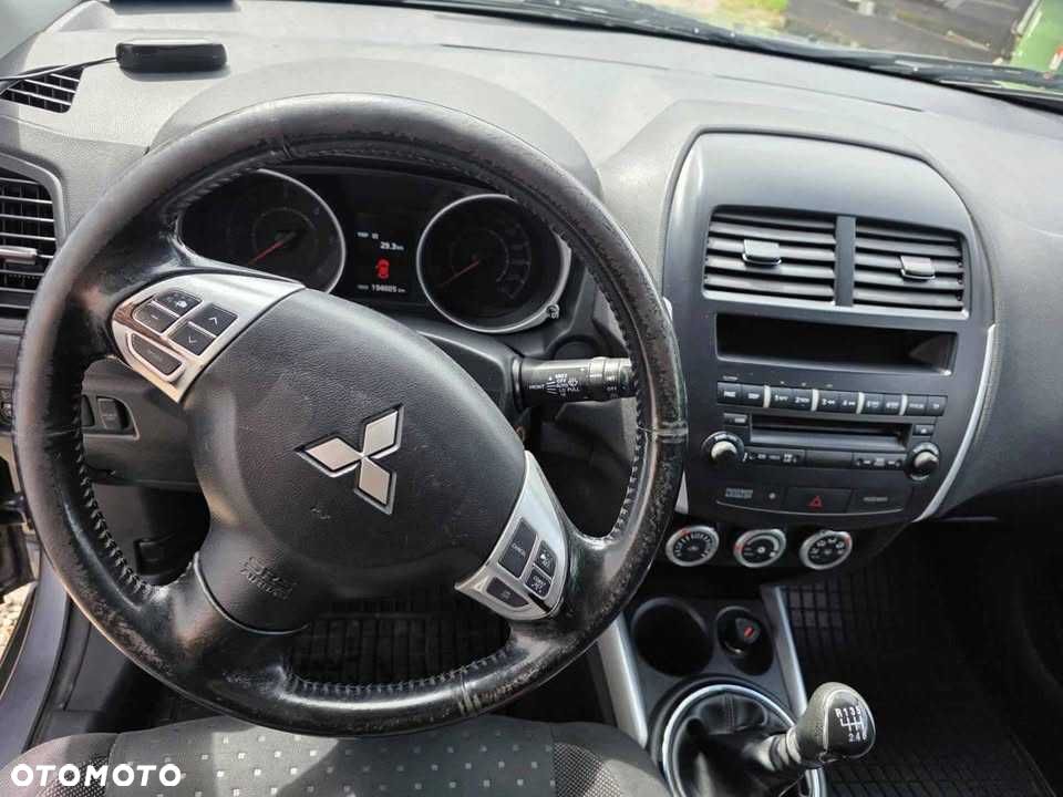 Mitsubishi ASX - 3