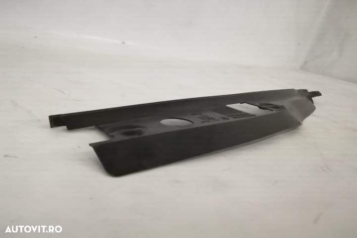 Ornament Stergatoare Dreapta Original In Stare Buna BMW  Seria 3  F34 - 1