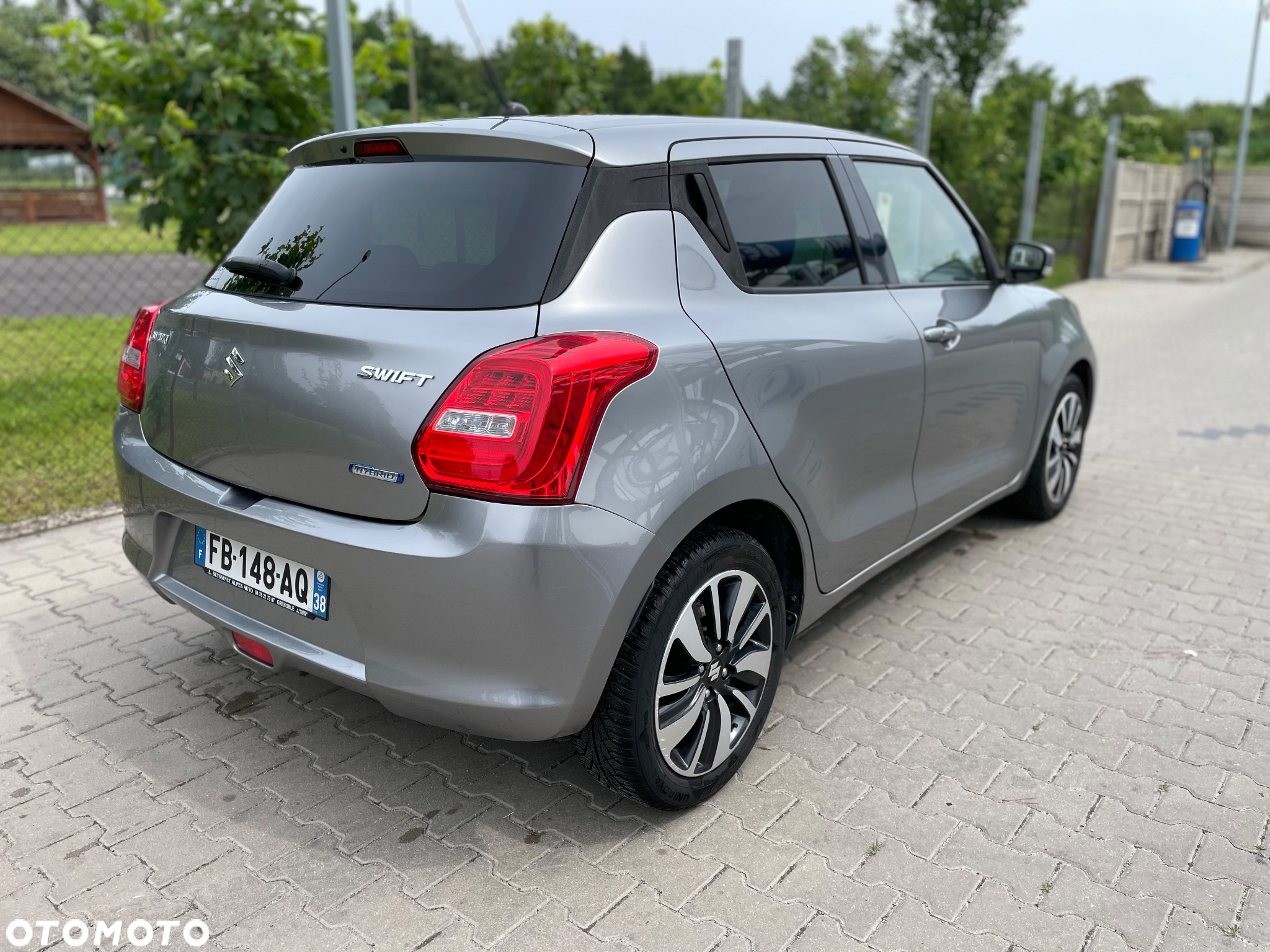 Suzuki Swift 1.2 Premium Plus - 4