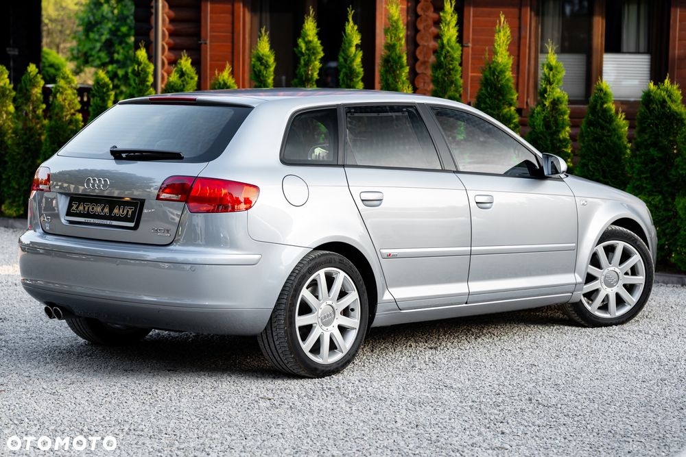 Audi A3 Sportback 2.0T FSI Ambition - 11
