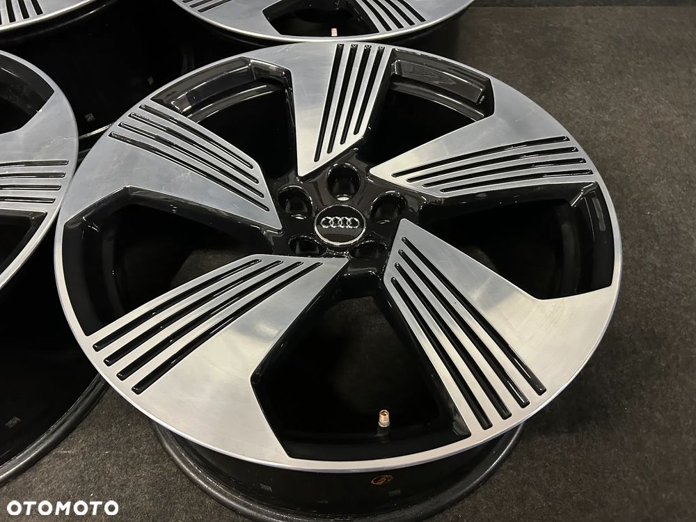 Alufelgi Audi Q7 E-Tron, Q7 II, Q8, Q5 II, A6 C8, A7 21 cali 5x112 4szt. - 9