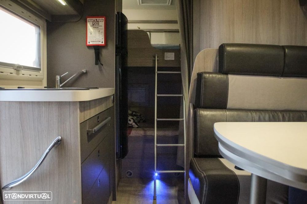 Ford Trigano Chausson - 7