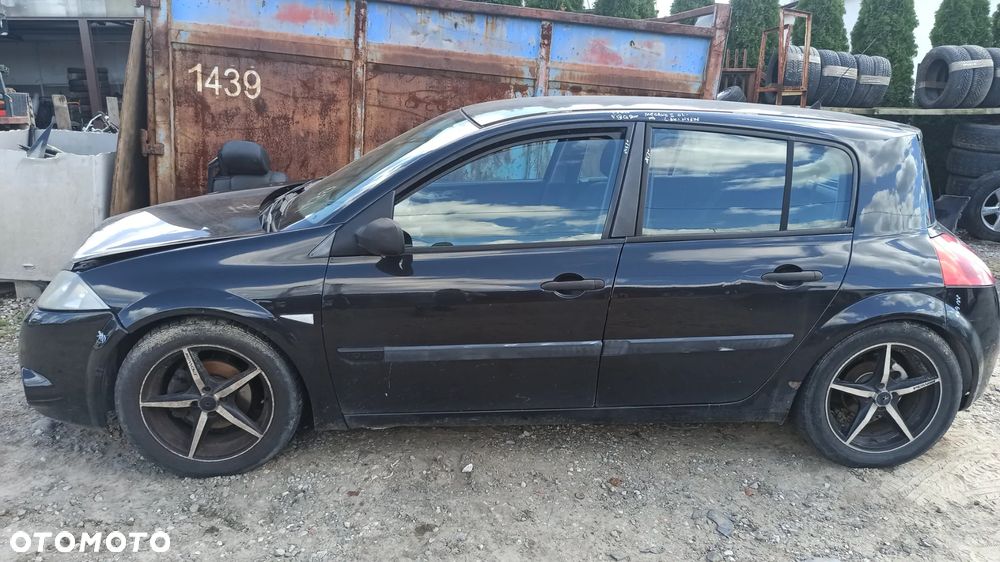 Renault Megane II  1. DCI  1.9 skrzynia  F9q800 Lakier NV576 skrzynia ND0001  drzwi  zderzak RS  maska  błotnik klapa - 4