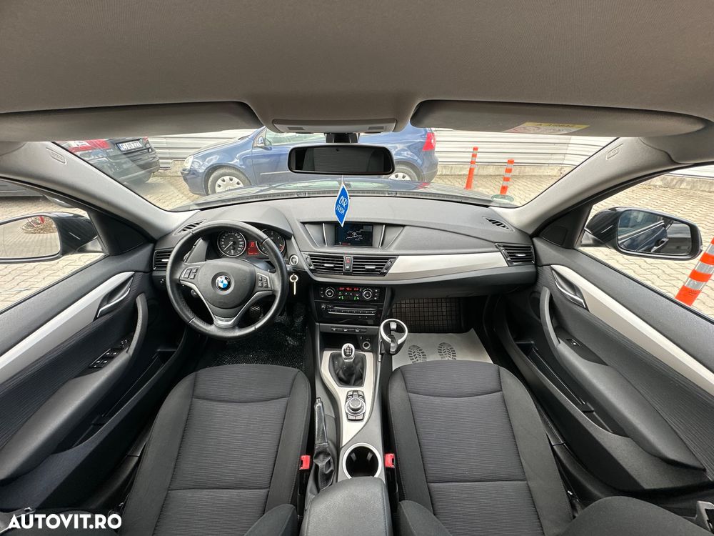 BMW X1 sDrive16d - 13