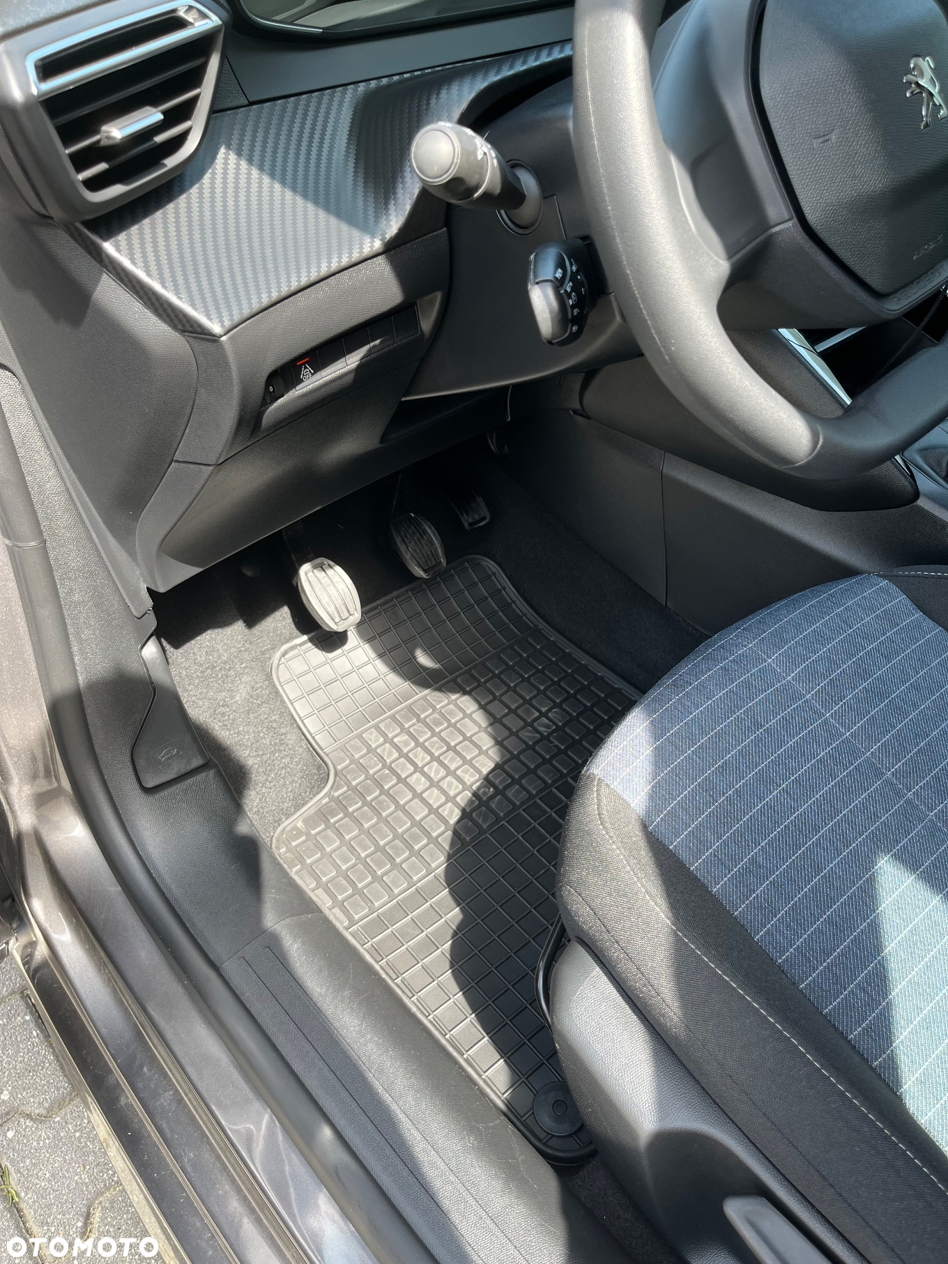 Peugeot 208 PureTech 75 Active Pack - 16