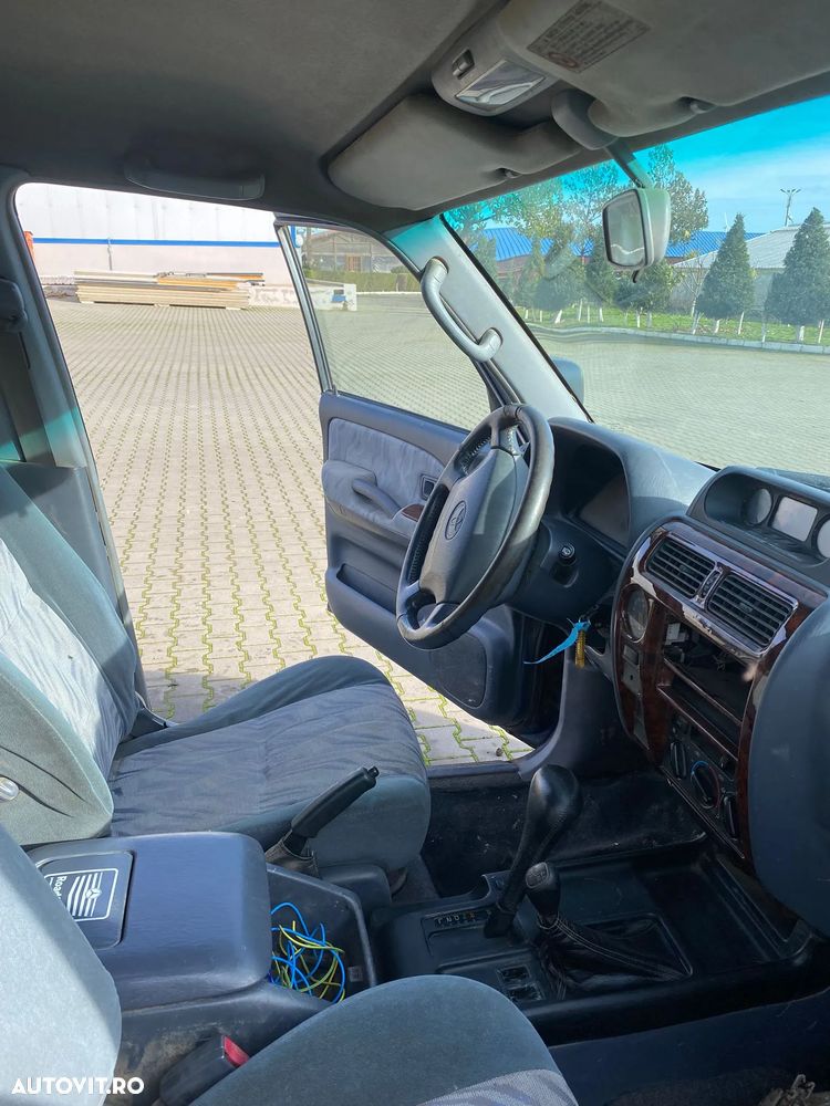 Toyota Land Cruiser - 5