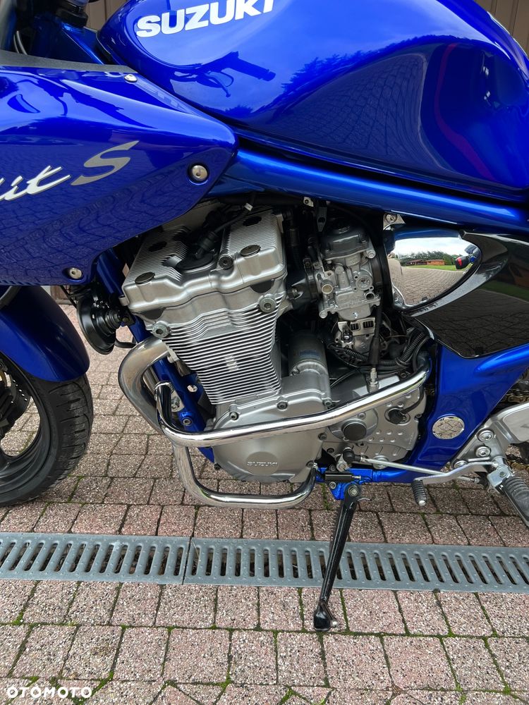Suzuki Bandit - 23