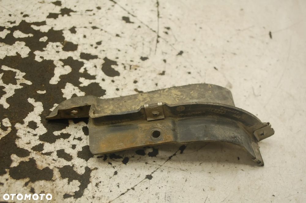 CHLAPACZ SPOILER LEWY PRAWY TYŁ TYLNY 8H0853833 8H0853834 AUDI A4 B7 CABRIO - 2