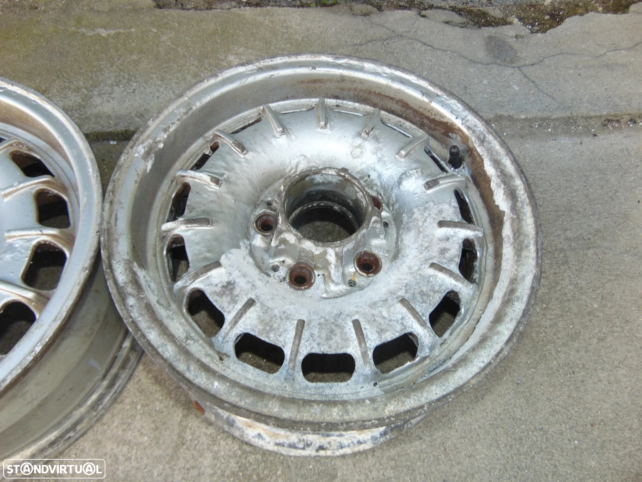 Mercedes W123/W114/115 jantes especiais - 4
