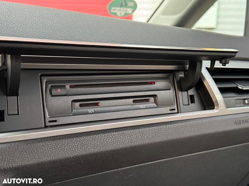 Volkswagen Touran - 25