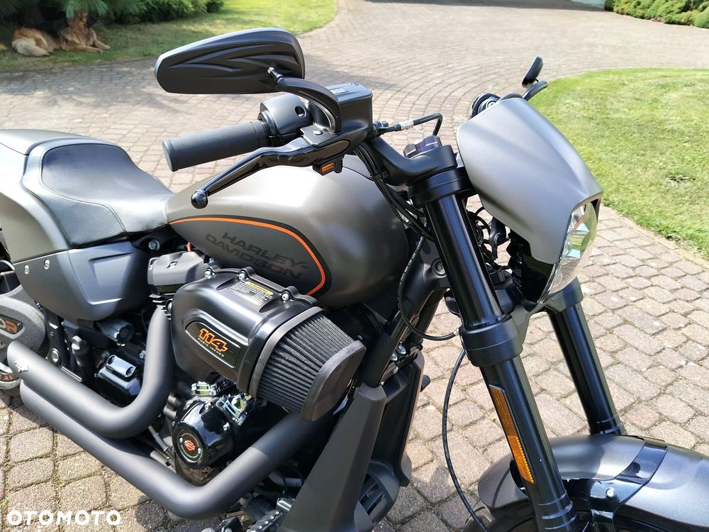 Harley-Davidson Softail FXDR - 4